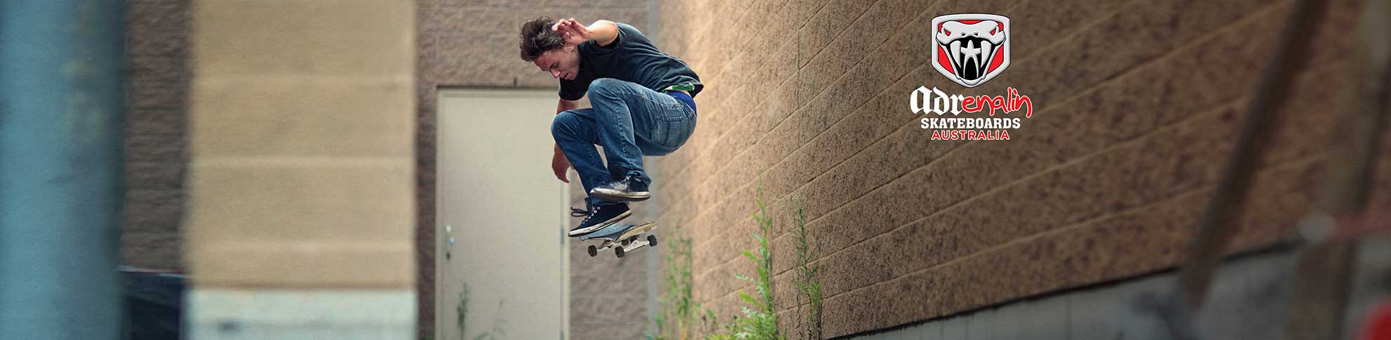 Adrenalin-Skate-Kick-Flip